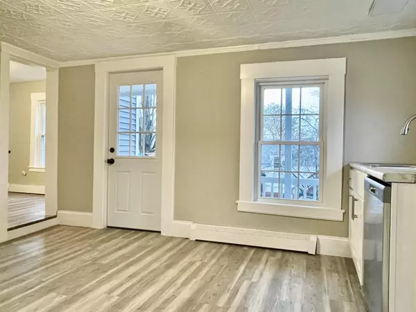 Allenstown, NH 03275,23 Ferry ST