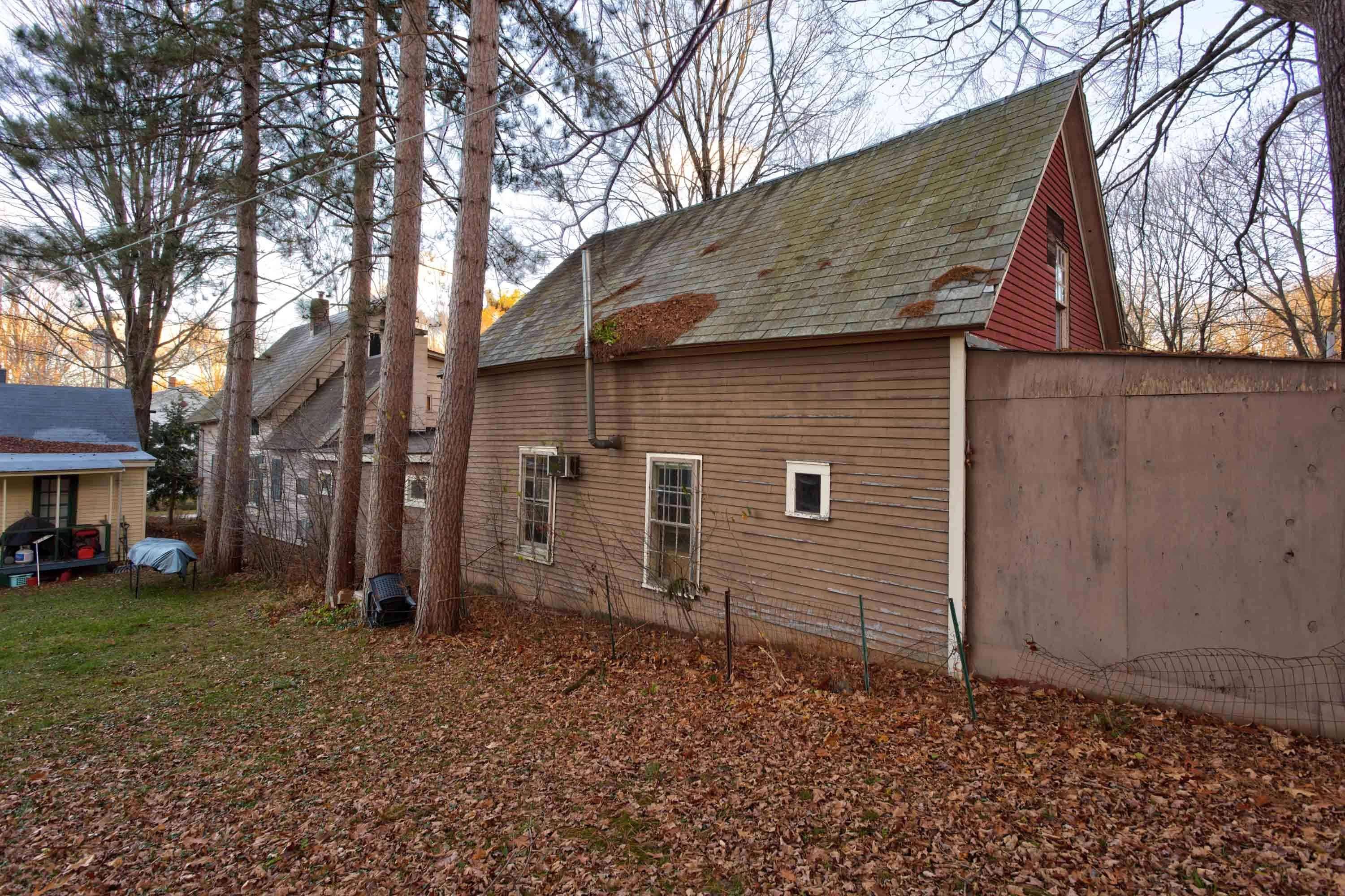 Brattleboro, VT 05301,108 Chestnut ST