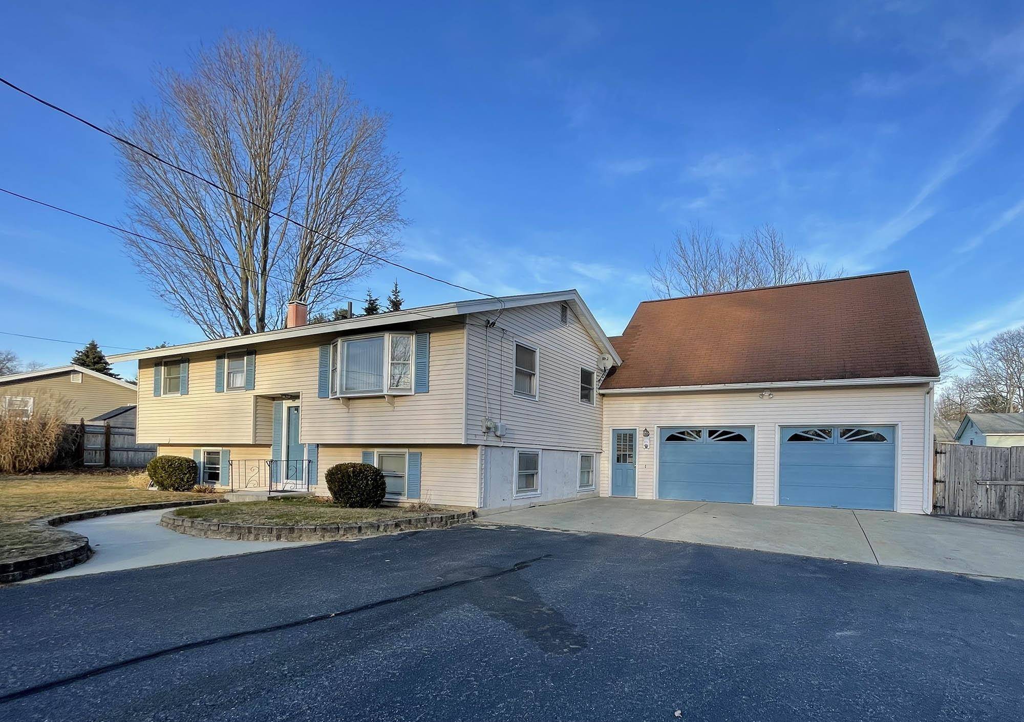 22 Natick ST, Nashua, NH 03063