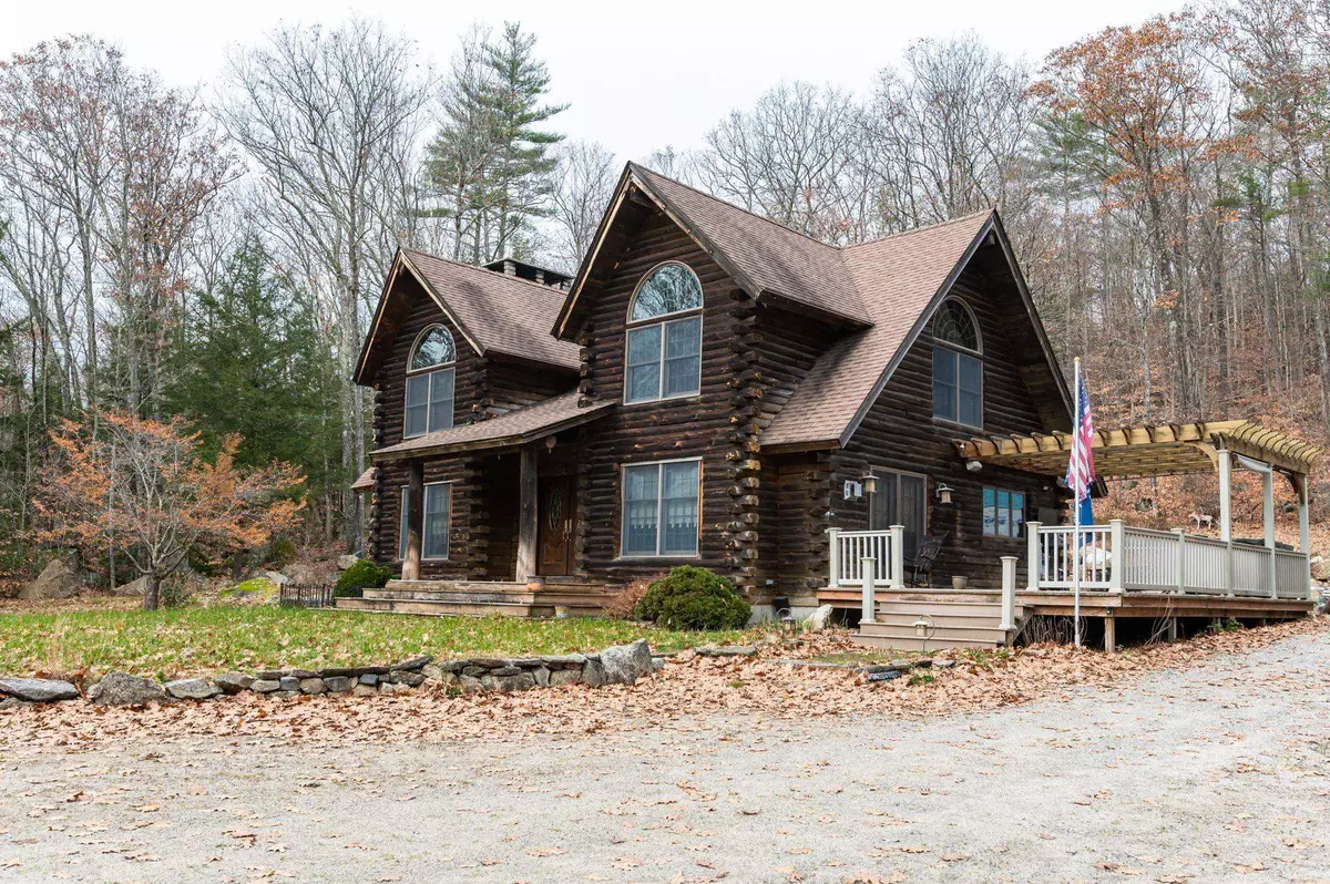 Warner, NH 03278,344 Route 103 W