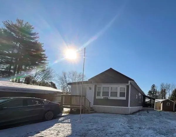 Epsom, NH 03234,8 Kings Row