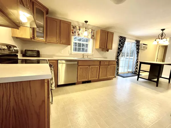 Concord, NH 03301,52 Dominique DR