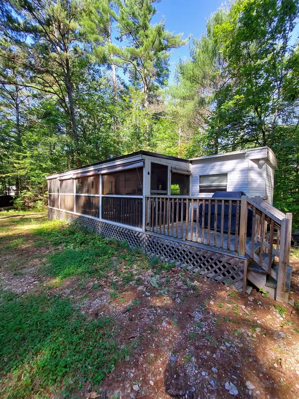 Freedom, NH 03836,7 Noodnick RD