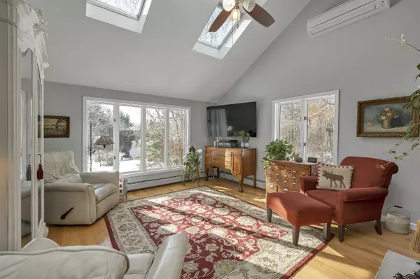 Salem, NH 03079,28 Settlers LN