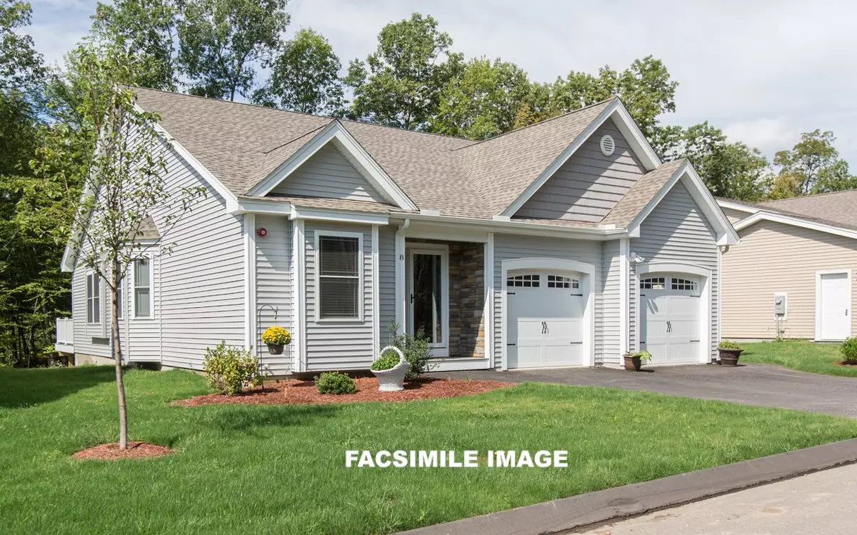 Pelham, NH 03076,7 Basswood RD