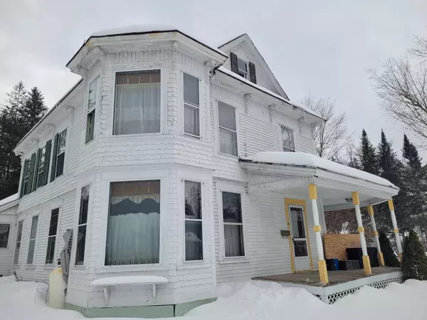 44 Prospect ST, Lancaster, NH 03584