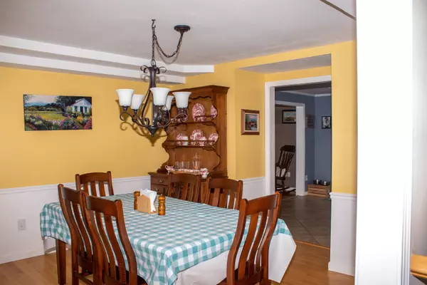 Northfield, NH 03276,4 Wethersfield DR