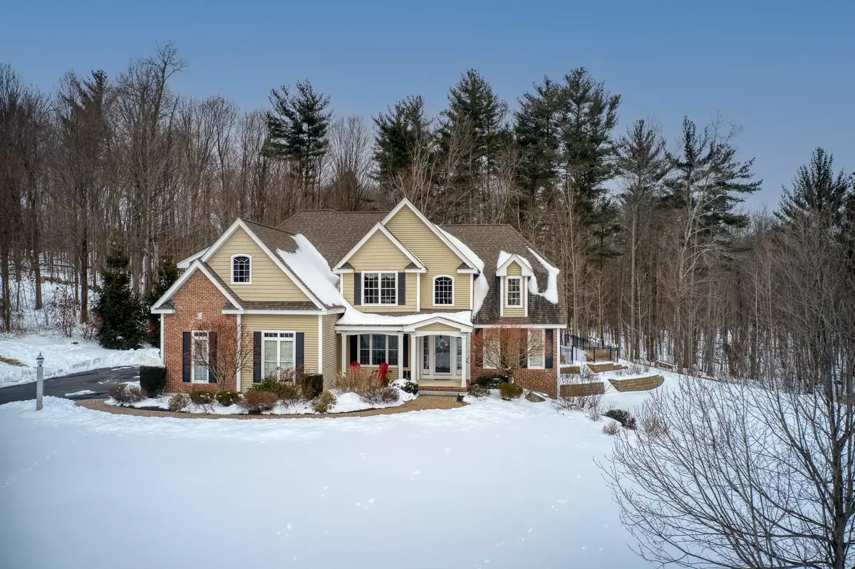 Atkinson, NH 03811,5 Blackford DR