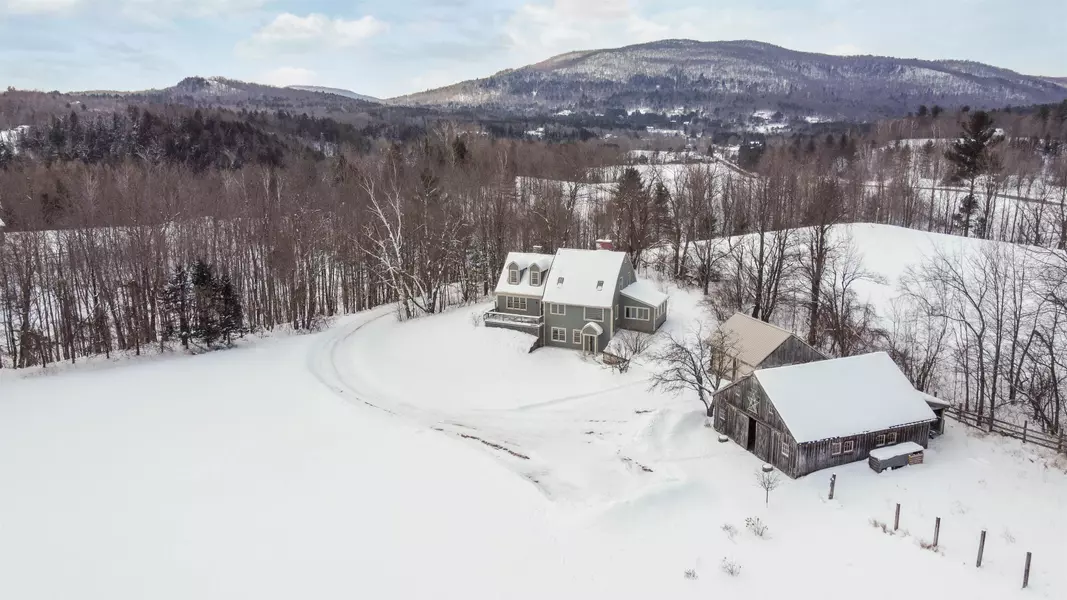 11 Mountain RD, Underhill, VT 05489