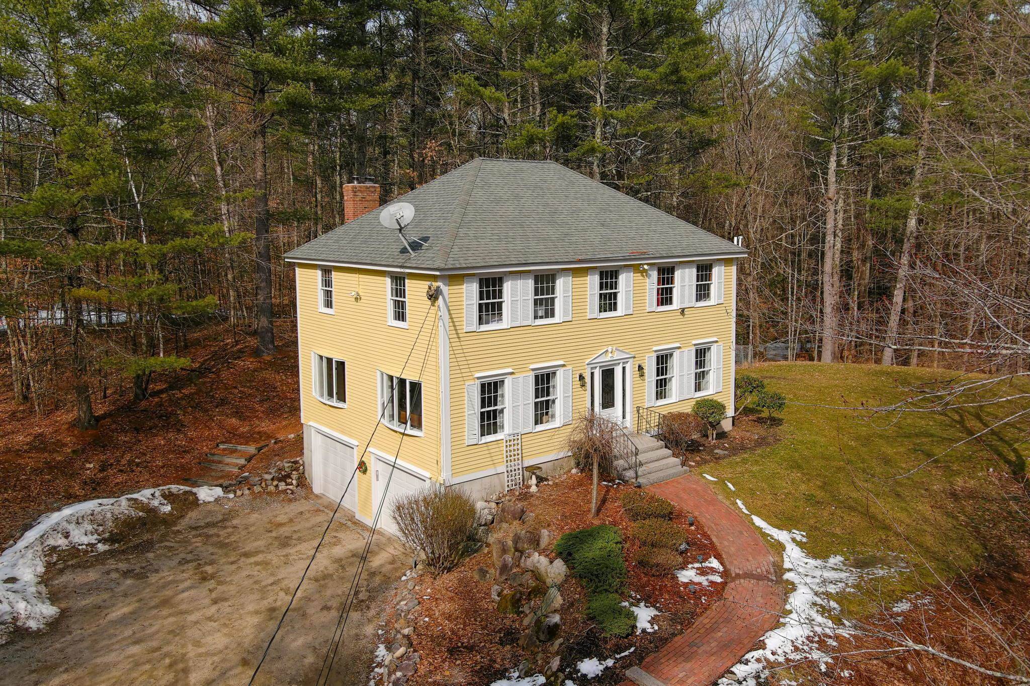 Brookline, NH 03033,5 Wallace Brook RD