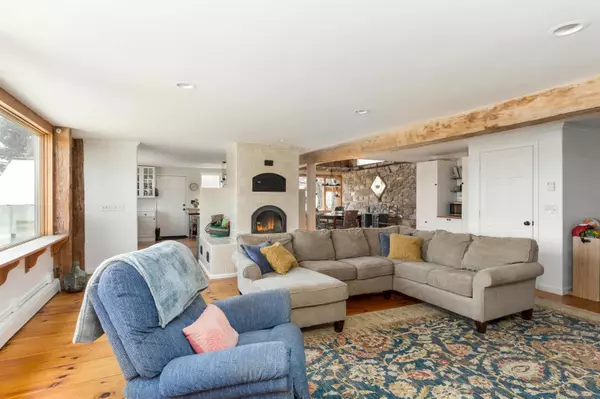 Charlotte, VT 05445,4003 Greenbush RD