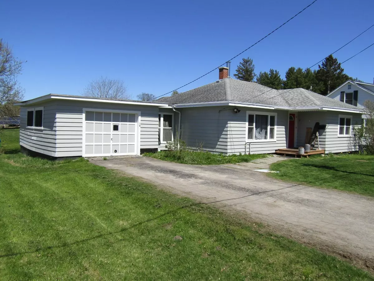 Richford, VT 05476,90 Dewey ST