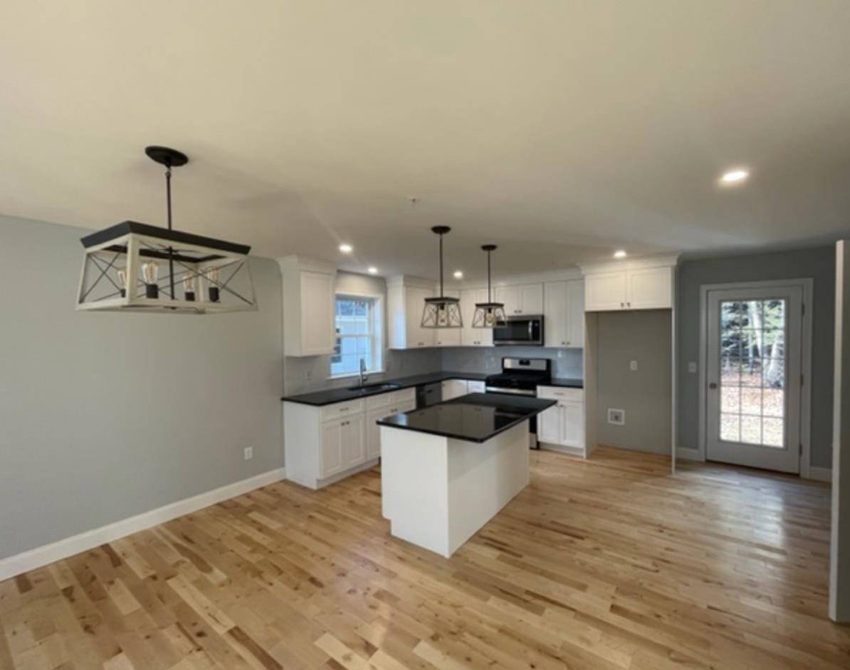 Brentwood, NH 03833,62 Three Ponds DR