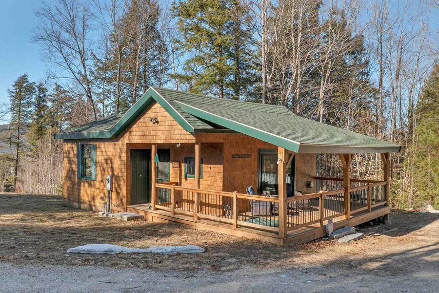 1 Sugarloaf DR, Ossipee, NH 03814