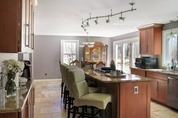 Brookline, NH 03033,26 West Hill RD