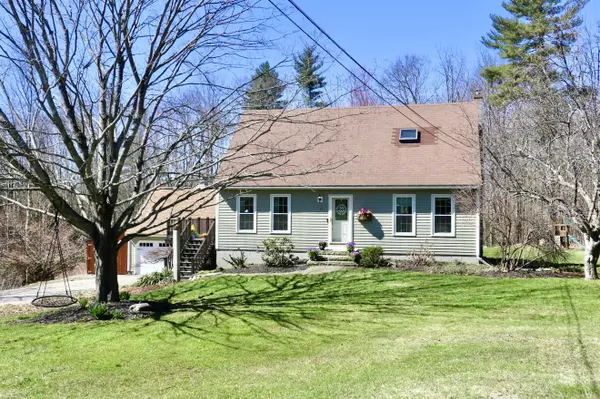 Weare, NH 03281,14 Weaver PL