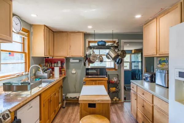 Sutton, NH 03260,465 Kearsarge Valley RD