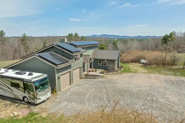 Northfield, NH 03276,320 Shaker RD