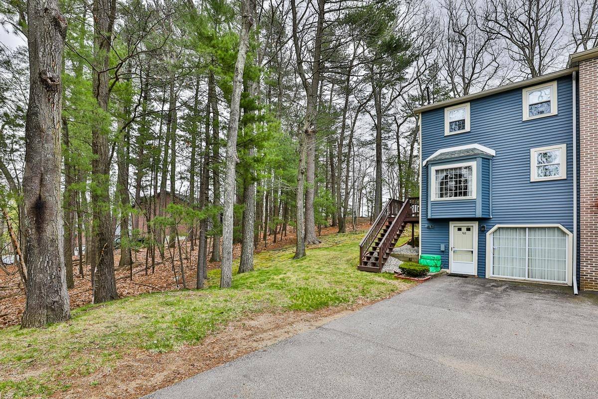 Nashua, NH 03063,108 Cannongate III RD