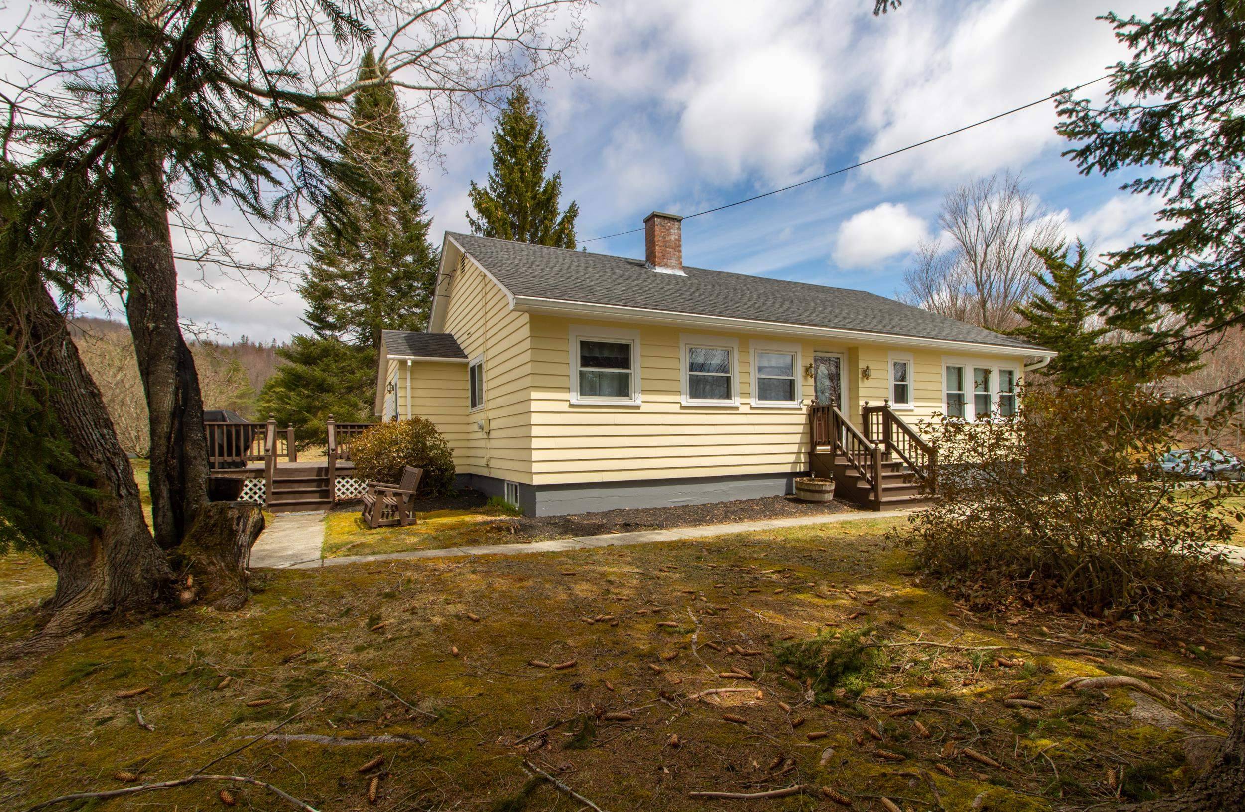 242 Middle ST, Brighton, VT 05846