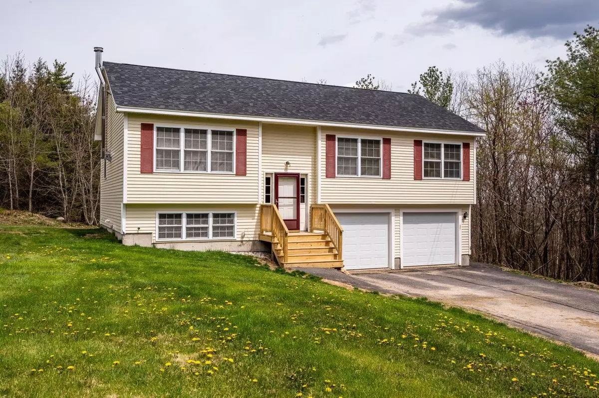 Milton, NH 03851,182 Governors RD