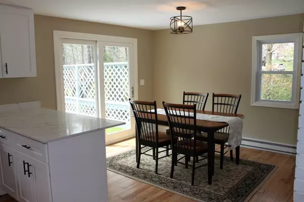 Eliot, ME 03903,161 Rollingwood RD