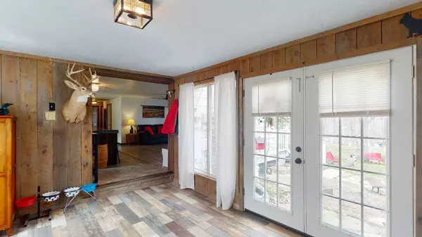 Salisbury, NH 03268,405 Raccoon Hill RD