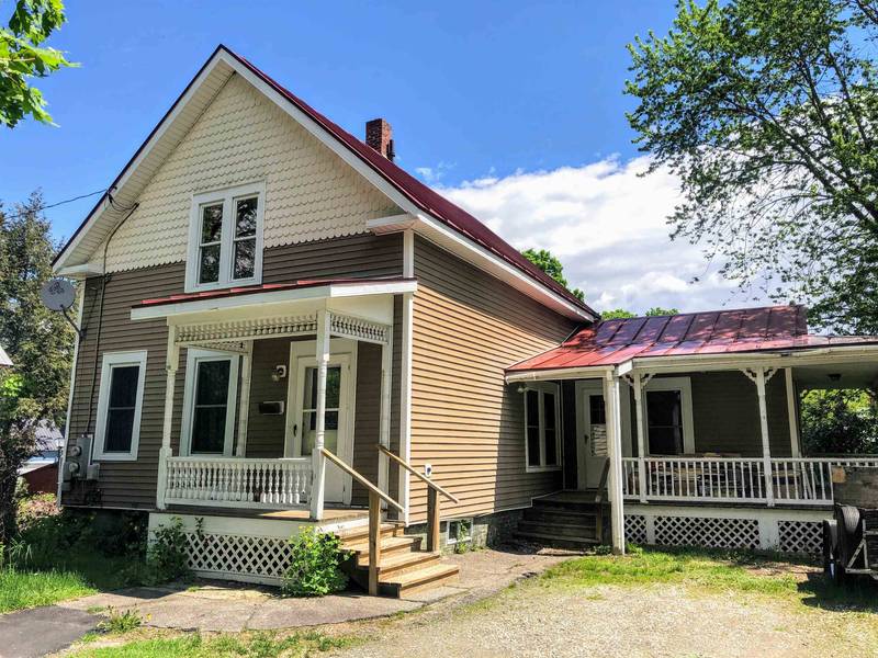 4 Morse ST, Springfield, VT 05156