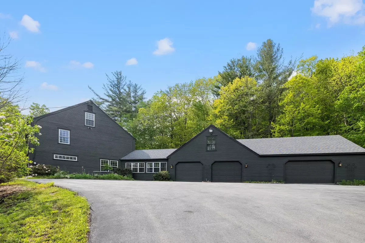 Pittsfield, NH 03263,83 Governors RD