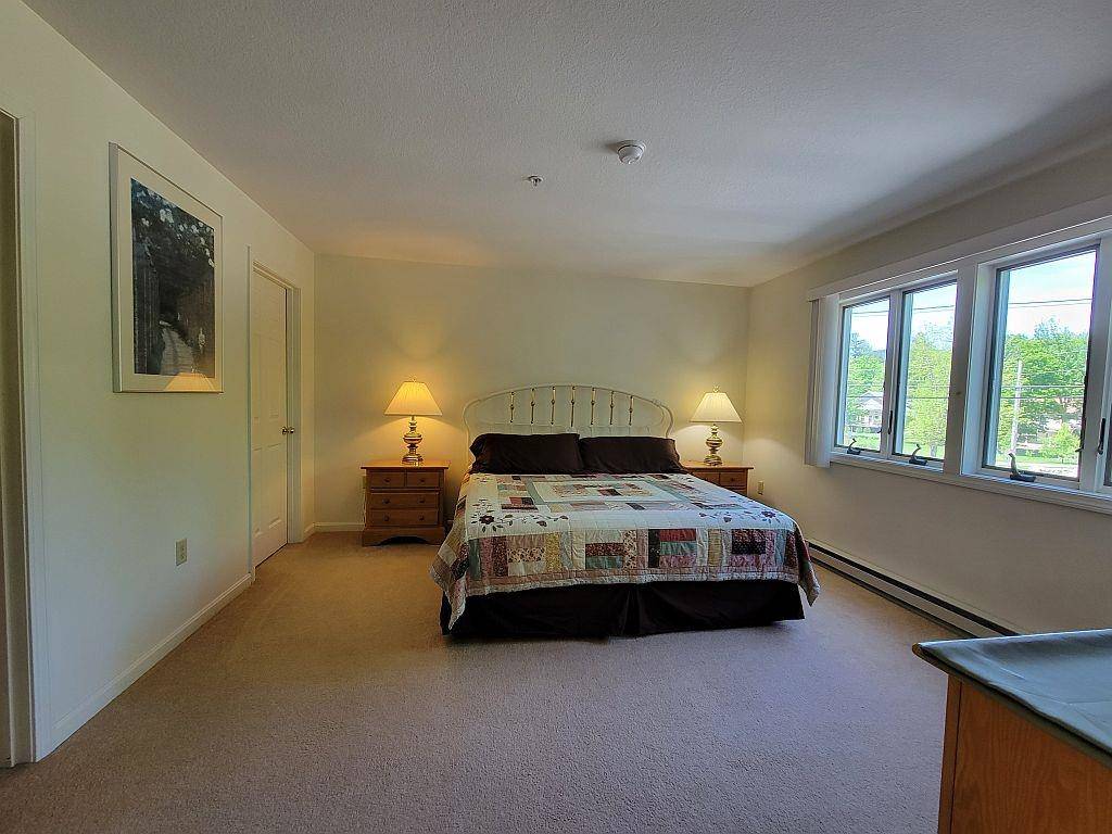 Lincoln, NH 03251,227 Main ST #203