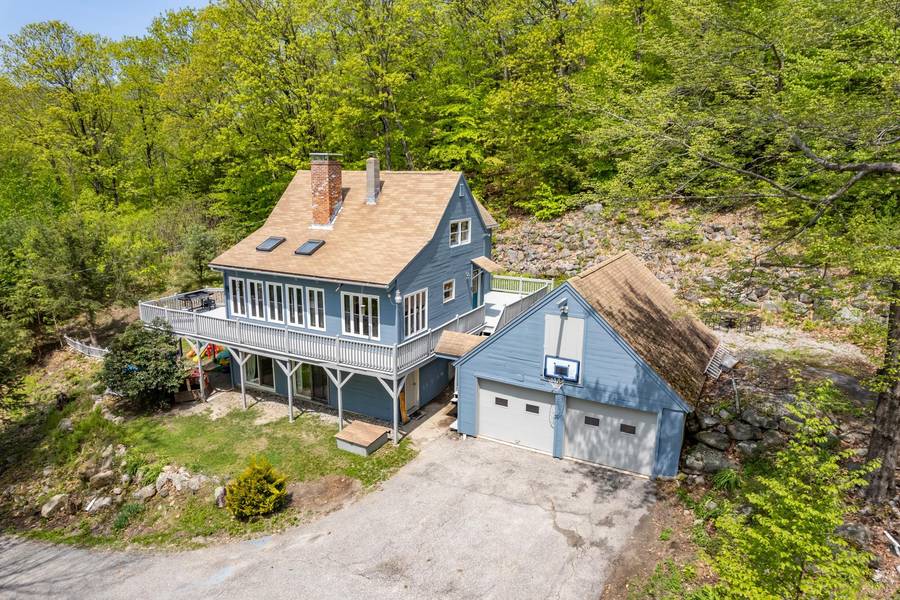 356 Chalk Pond RD, Newbury, NH 03255