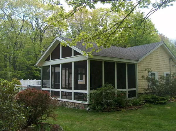 Candia, NH 03034,90 Tower Hill RD