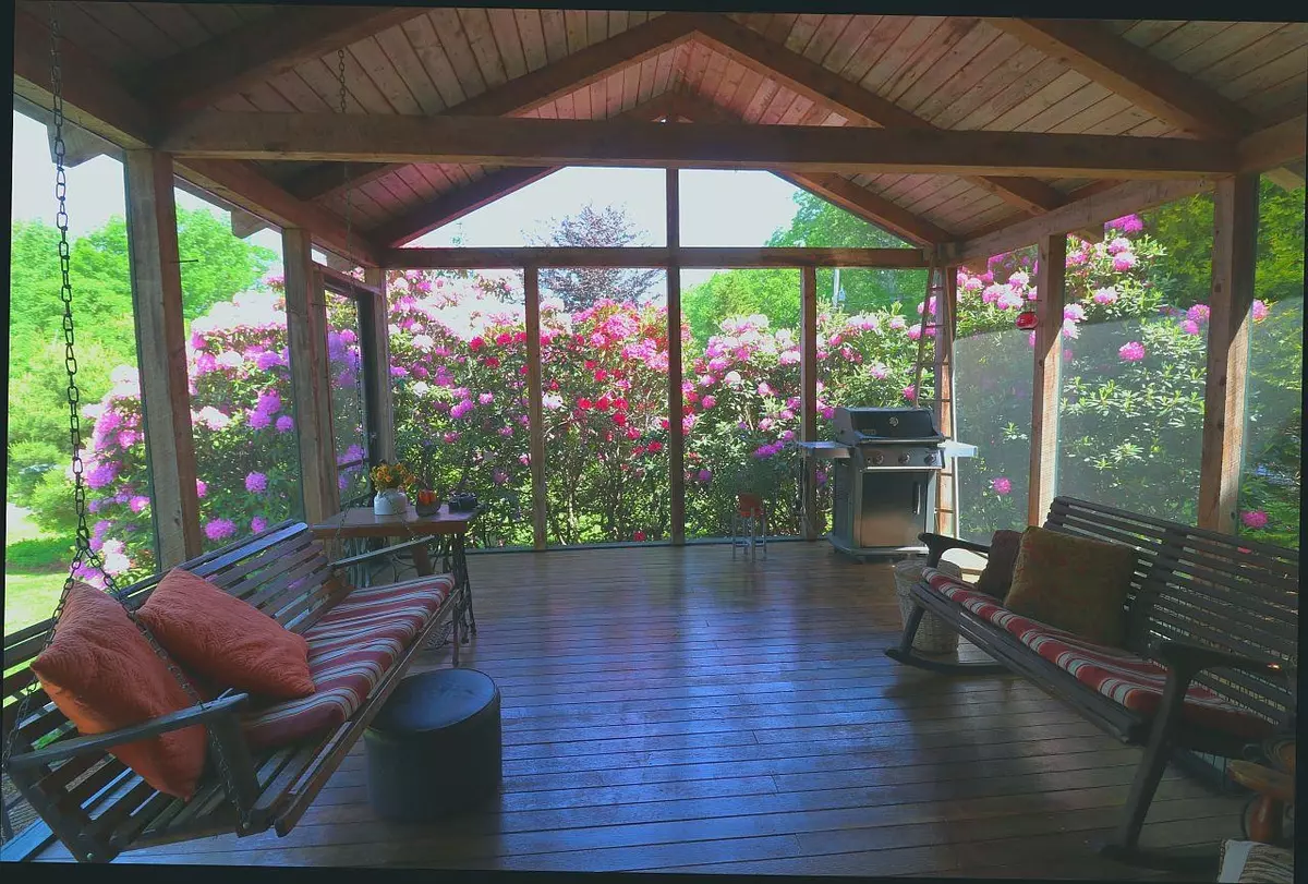 Dublin, NH 03444,125 Monument RD