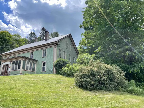 37 Rum Hill RD, Bath, NH 03740