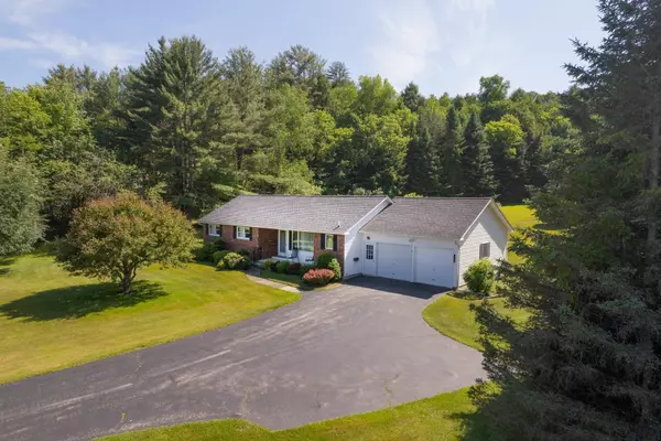 155 Westside CT, West Rutland, VT 05777