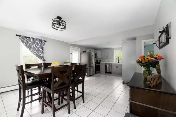 Epping, NH 03042,45 Woodlands DR