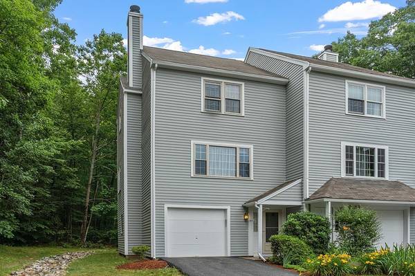 31 Rocky Ledge RD, Merrimack, NH 03054