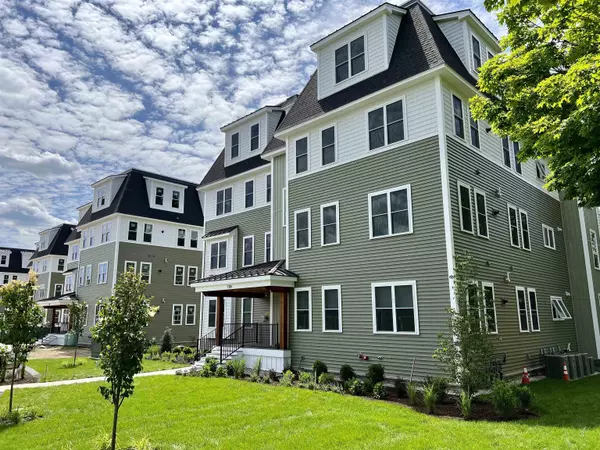 Laconia, NH 03246,1336 Union AVE #Unit 3 (2nd FLOOR NORTH)