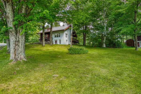 140 Hubertus Ring, Franconia, NH 03580