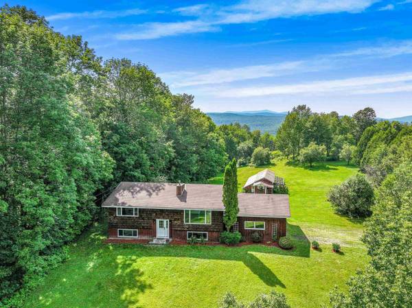 35 Ridgeview DR, Berlin, VT 05602