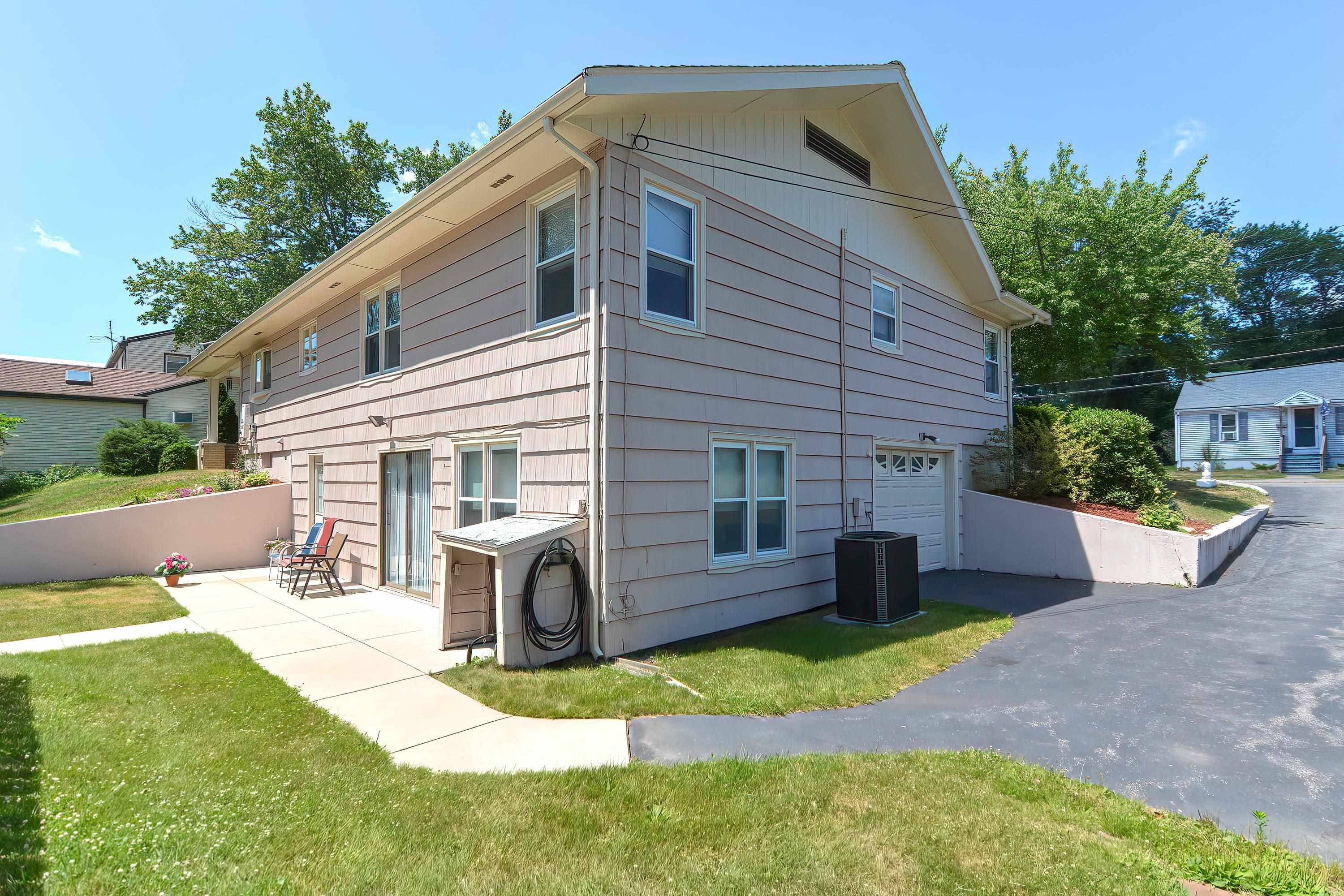Bellingham, MA 02019,471 Pulaski BLVD