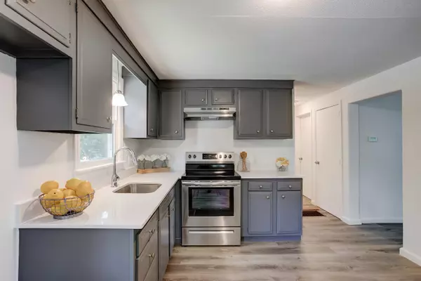 Pembroke, NH 03275,65-1/2 Broadway