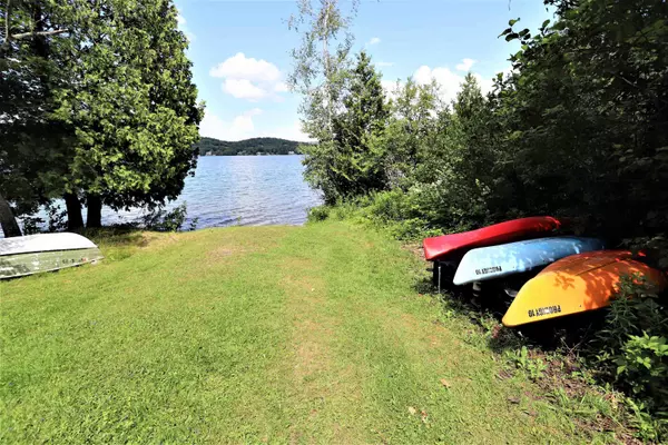 Charleston, VT 05872,80 Loon View LN