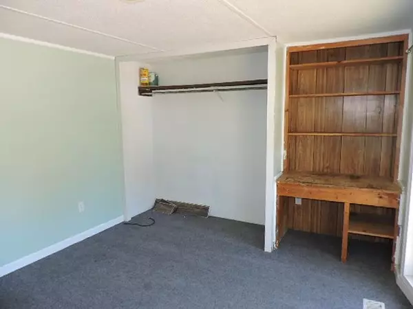 Warner, NH 03278,11 Pleasant LN #11