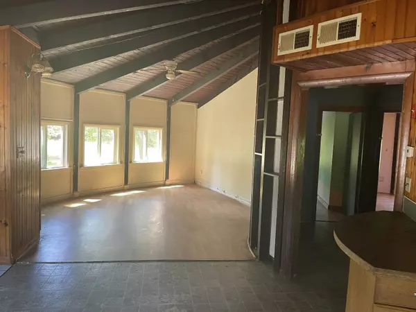 Franklin, NH 03235,246 Sanborn ST