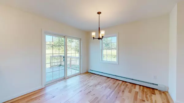 Charlotte, VT 05445,120 Elcy LN