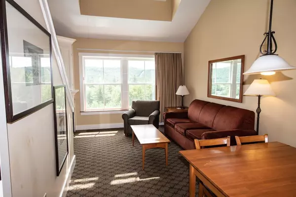 Ludlow, VT 05149,414 Qtr. I V Jackson Gore Inn