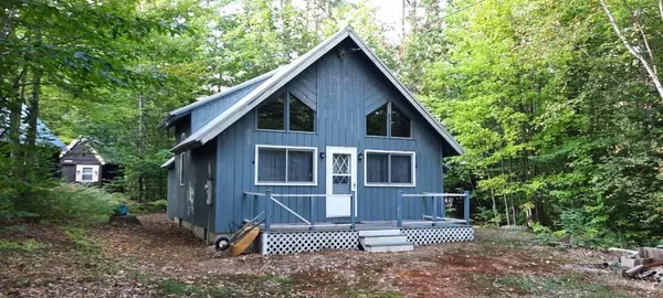 28 Lone Birch TRL, Tamworth, NH 03886