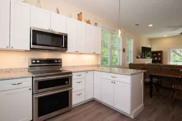 Eliot, ME 03903,32 Pheasant LN #32