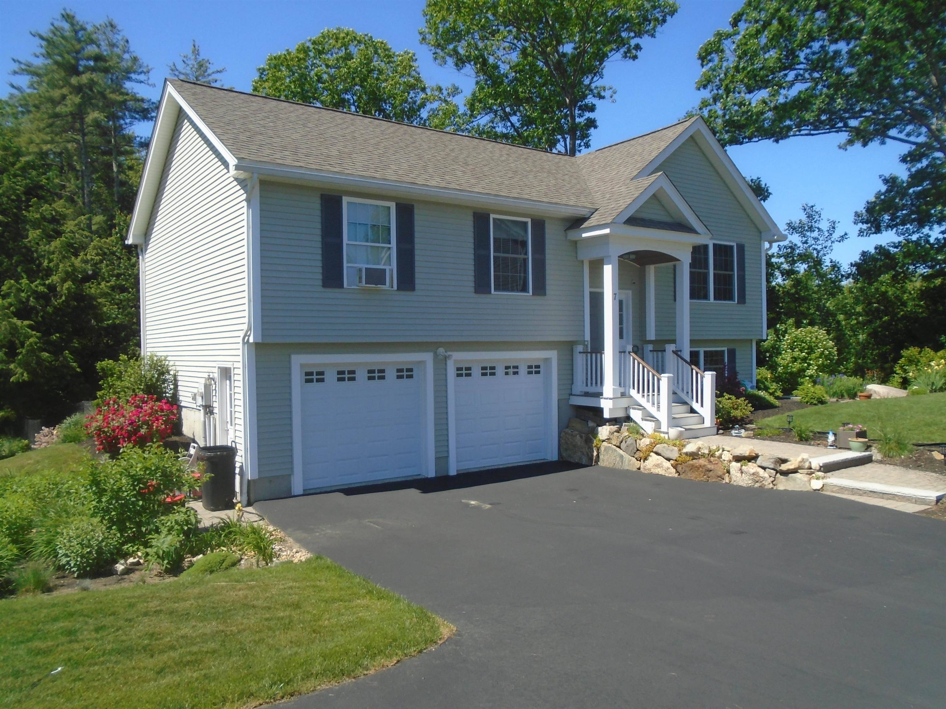 7 Balsam LN, Brentwood, NH 03833